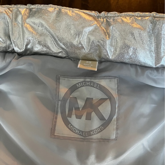 Michael Kors Silver Puffer Vest - Picture 14 of 16